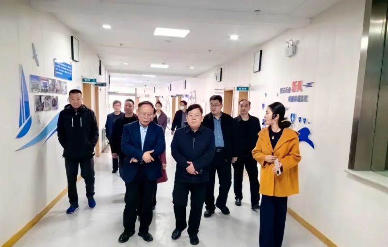 省殘聯(lián)黨組成員、副理事長邢洪銳一行調(diào)研泰安心康醫(yī)院“如康家園”
